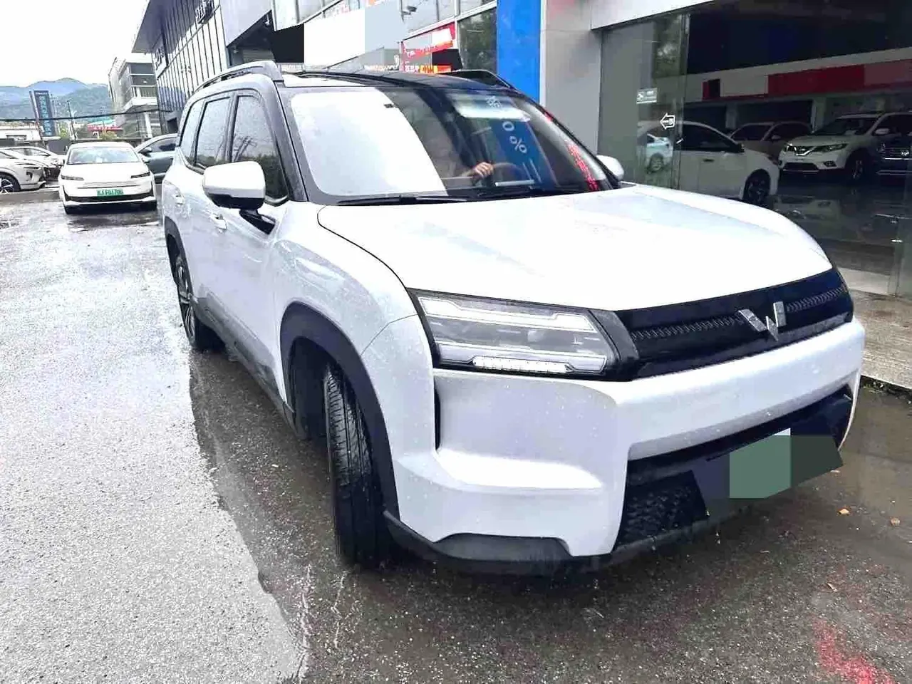 WuLing 2026 Starlight 560 500km Luxury Automatic Gear 4