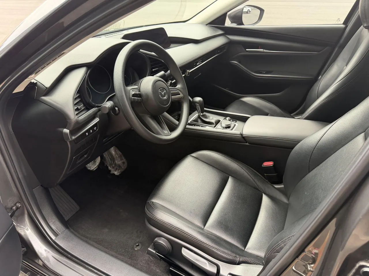 Mazda 3 Oncorsela 2021 Mazda 3 Oncorsela-sedan 1.5 quality US version automatic transmission 3