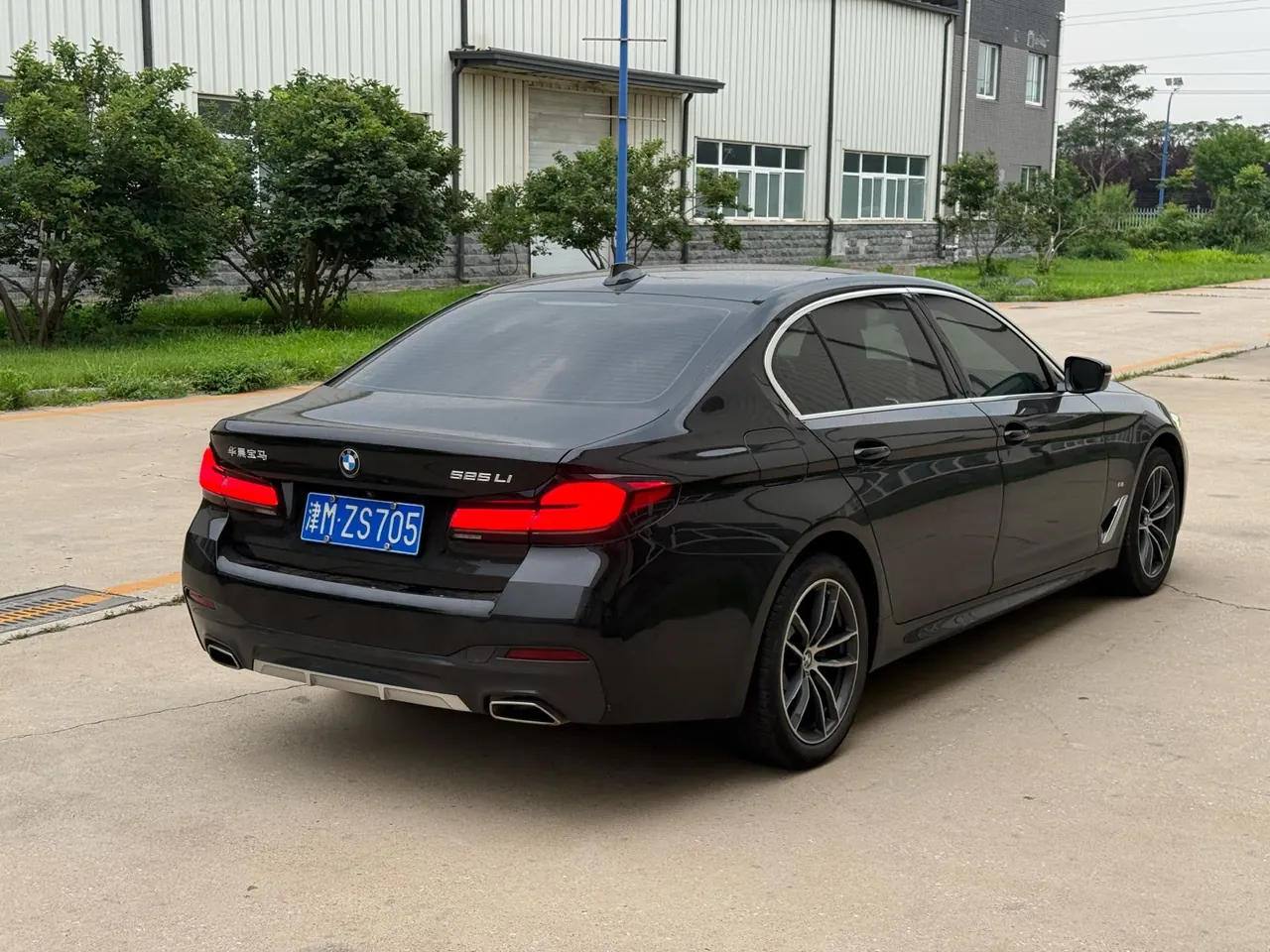 BMW 5 Series 2021 525Li 2.0T M Sports Suit Automatic Gear 3
