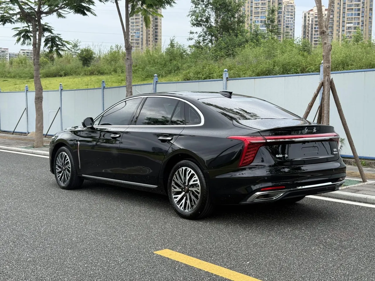 HongQi 2025 H5 2.0T Flag Chang 500000 Commemorative Automatic Gear 8