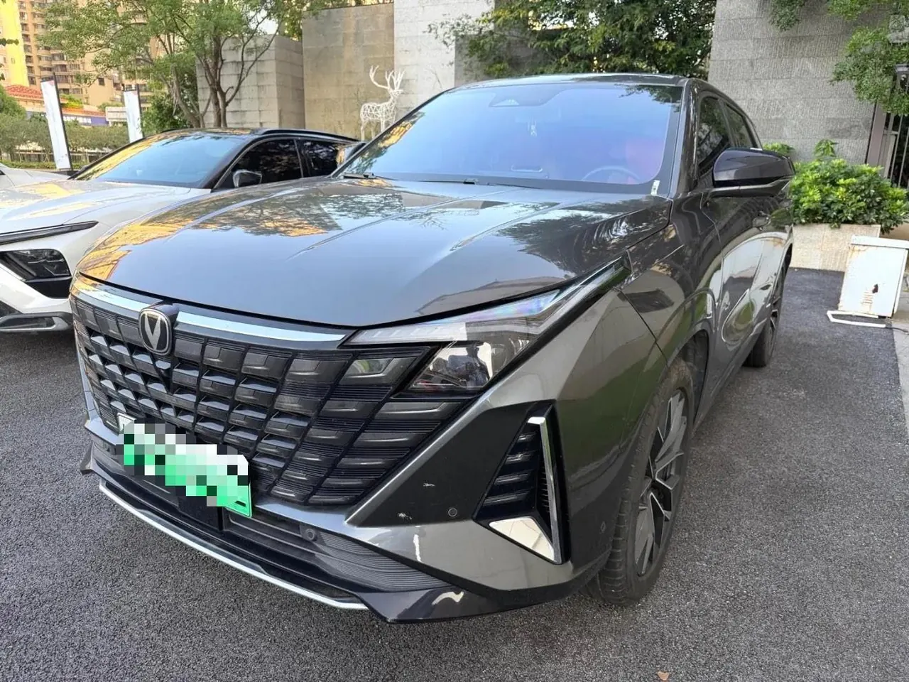 打开图片灯箱:ChangAn 2024 UNI-Z Smart Electric iDD 1.5 Stepless 125km Excellent Automatic Gear