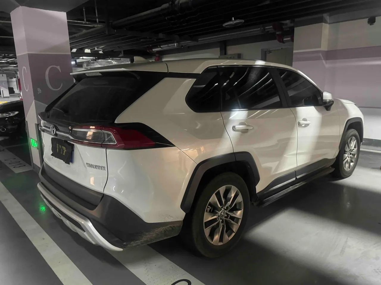 Toyota 2024 Wilanda 2.0 Stepless Two-Drive Leading Edition Automatic Gear 6
