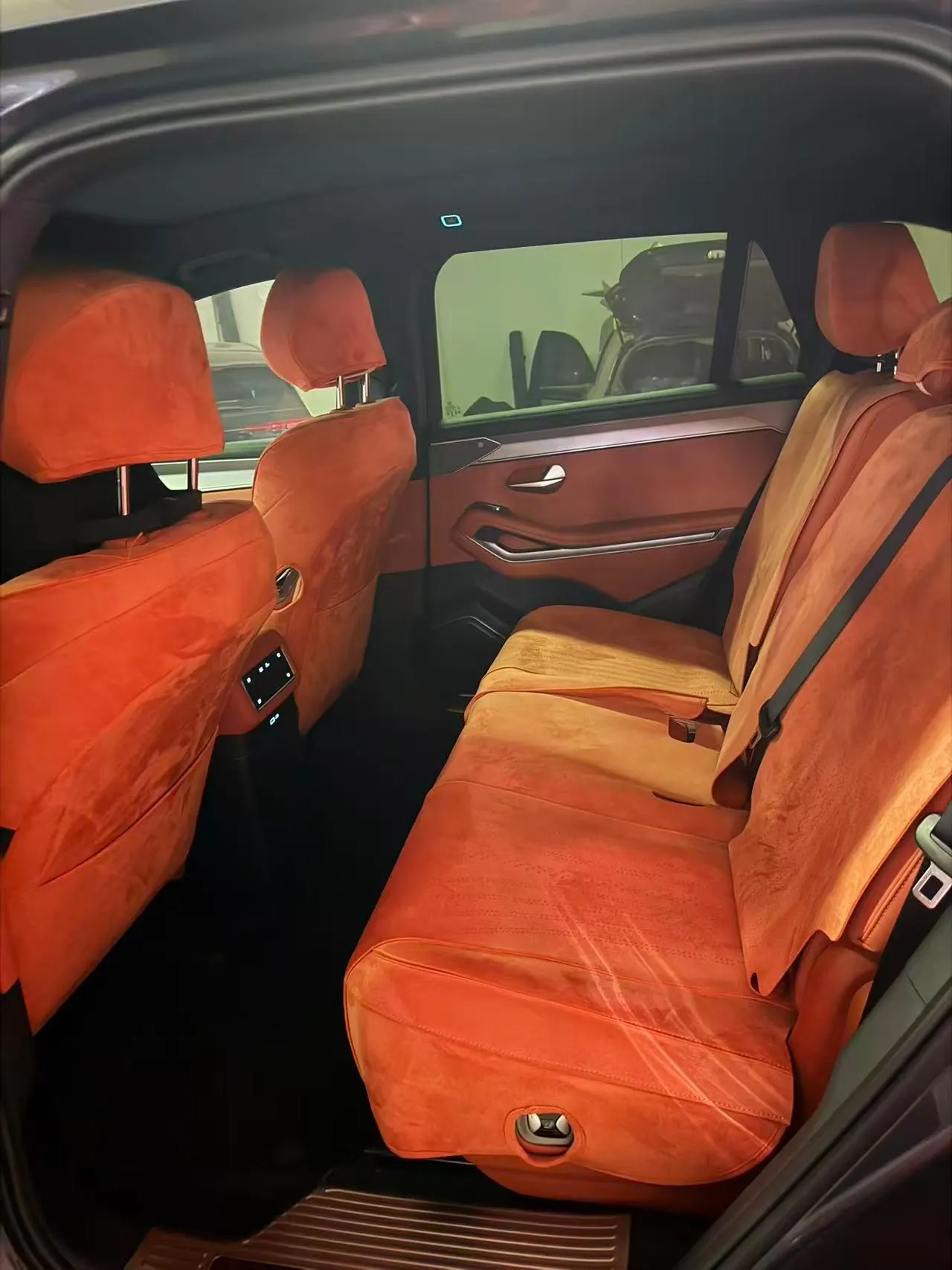 BYD 2025 Tang L DM 1.5T stepless 200KM four-wheel drive laser Radar flagship automatic gear 5