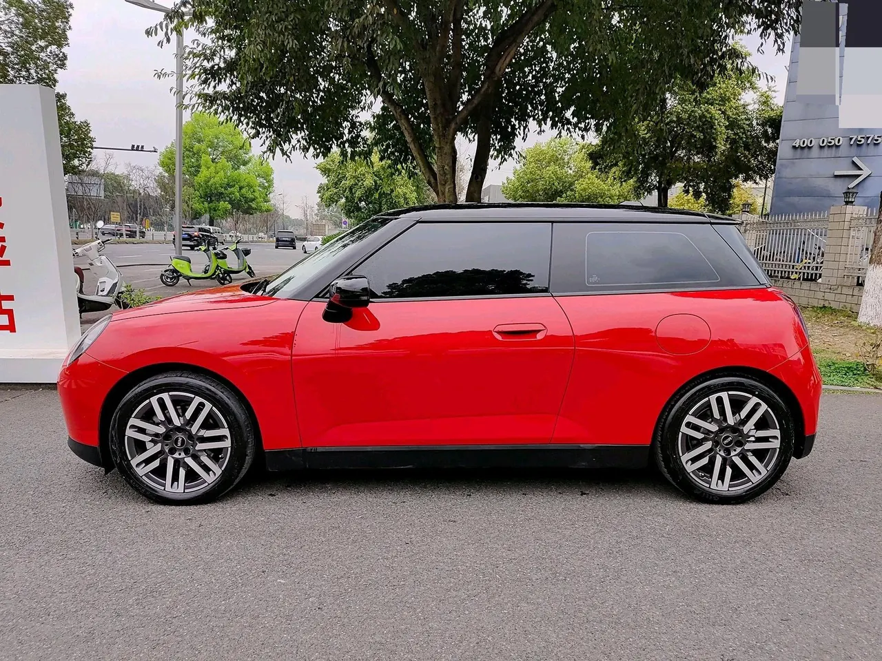 MINI 2025 Mini Cooper E 456km Cooper E Classic Automatic 5
