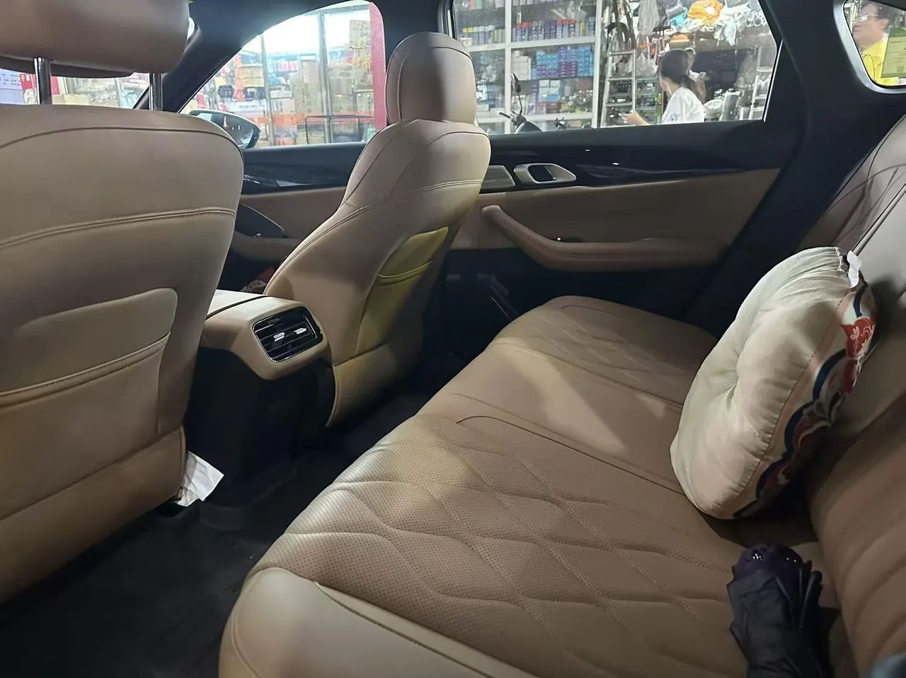 Geely Galaxy 2025 A7 EM-i 1.5 150km Discovery Edition Automatic Gear 4