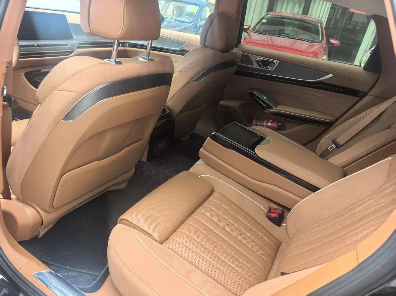 HongQi 2025 H9 48V 2.0T two-wheel drive flag smooth private fashion version 5 automatic gear 4
