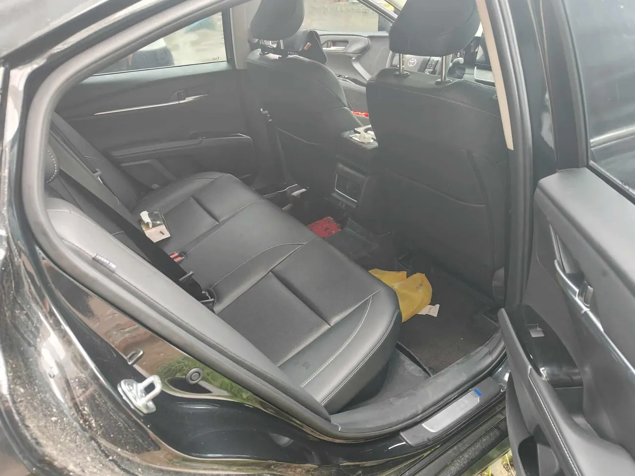 Toyota 2024 Camry Dual Engine 2.0HGVP Stepless Deluxe Automatic Gear 4