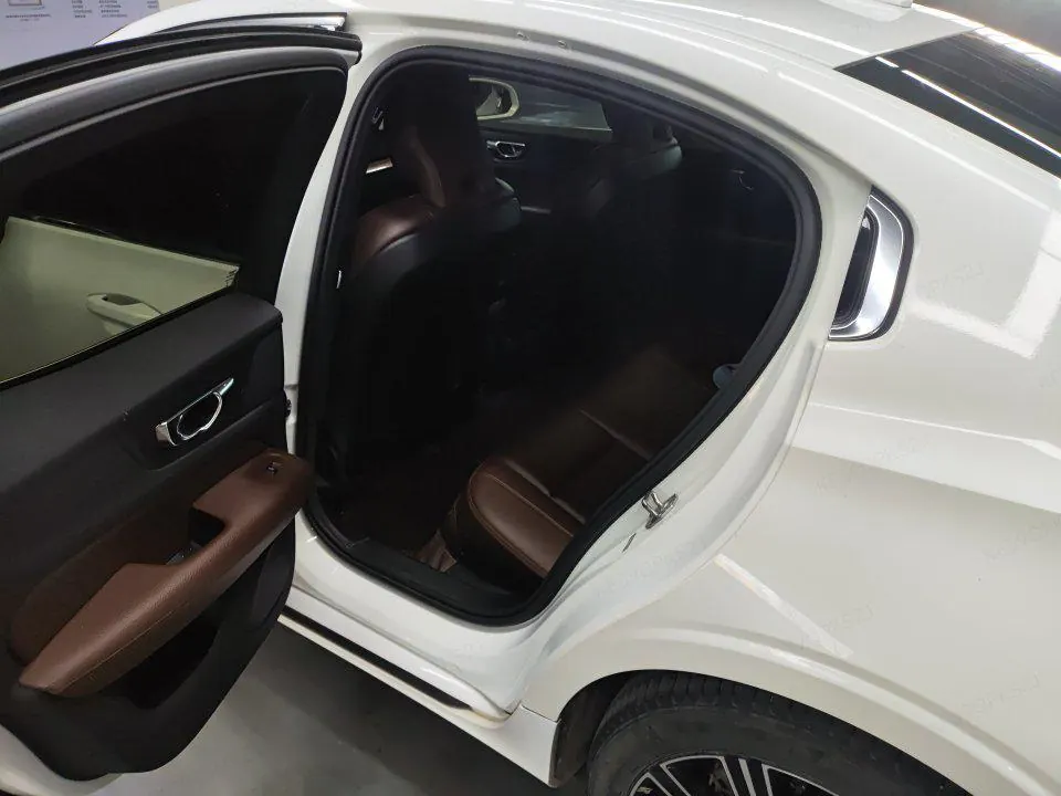 Volvo 2021 S60 2.0T T4 Zhiyuan Deluxe Edition Automatic Gear 5