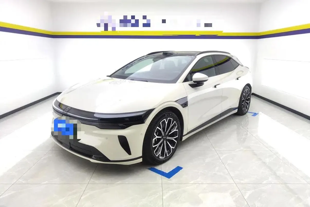 Zeekr 2025 Zeekr 007GT four-wheel drive intelligent driving version 75kWh automatic gear - View 1