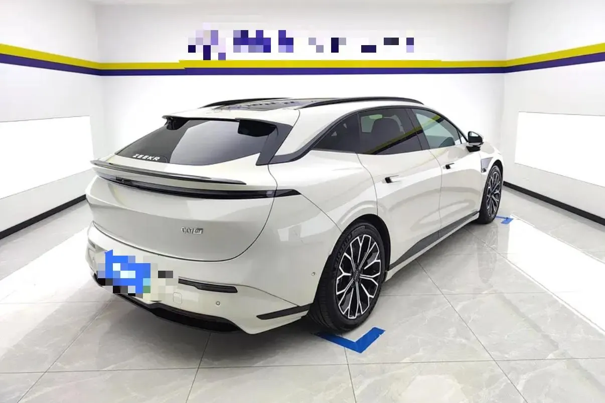 Zeekr 2025 Zeekr 007GT four-wheel drive intelligent driving version 75kWh automatic gear 2