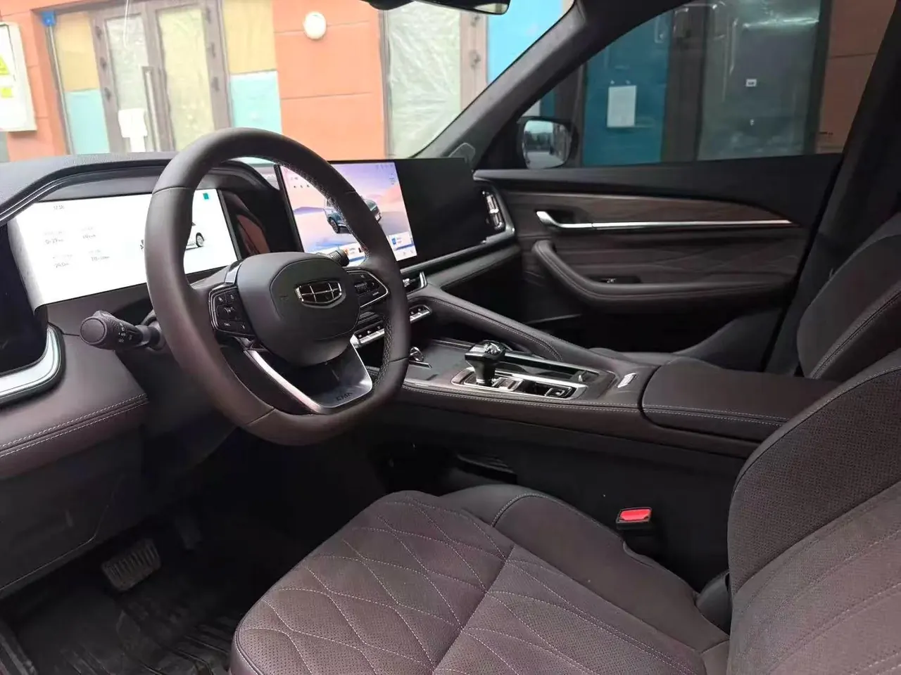 Geely 2026 XingyueL (Monjaro) 2.0TD Oriental Obsidian Star Edition Automatic Gear 5