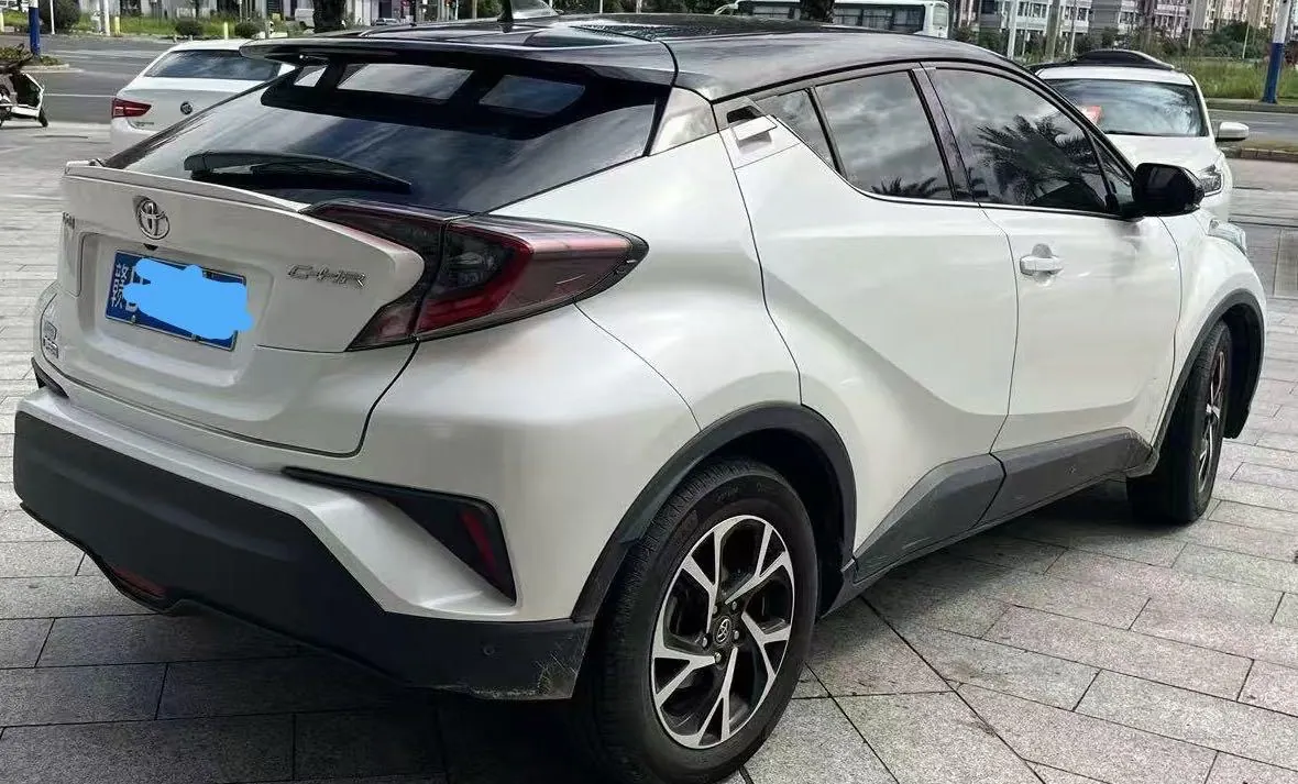 Toyota 2020 C- HR 2.0 Stepless Deluxe Edition Automatic Gear 6