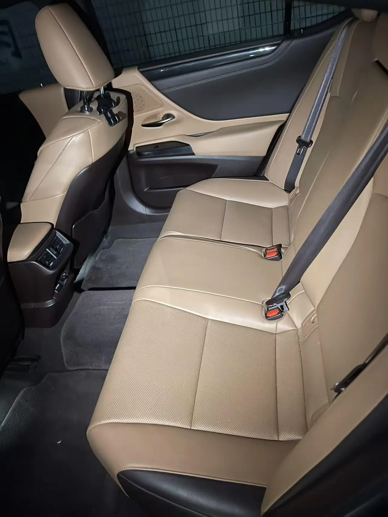 Lexus ES (Imported) 2020 ES200 2.0 Stepless Premium Edition Automatic Gear 3