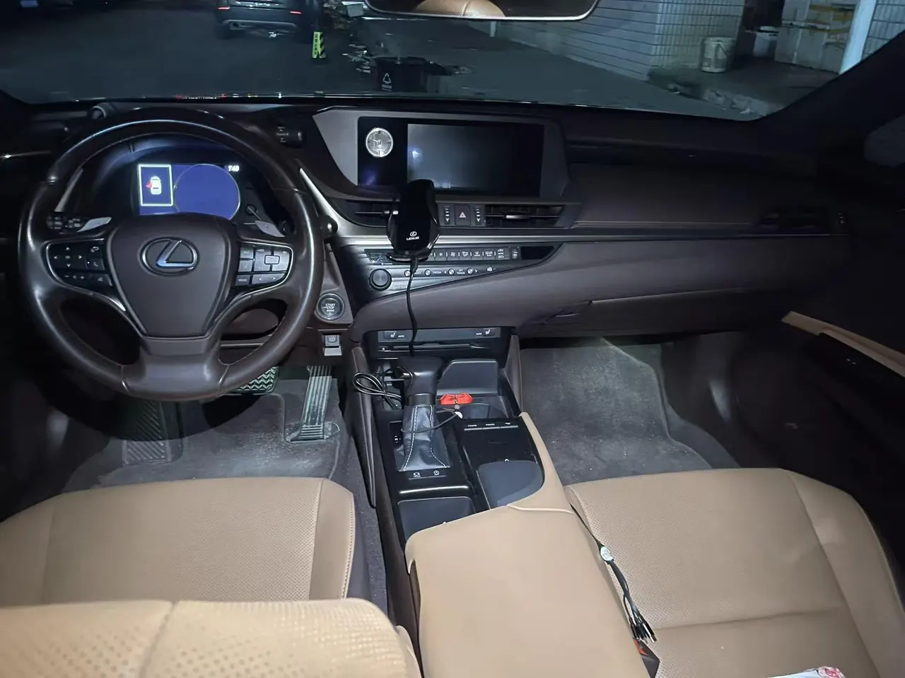 Lexus ES (Imported) 2020 ES200 2.0 Stepless Premium Edition Automatic Gear 5