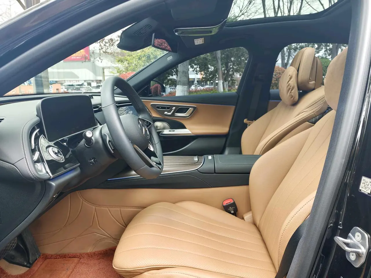 Mercedes Benz E Class 2025 E 300 L 48V 2.0T Luxury Automatic Gear 8