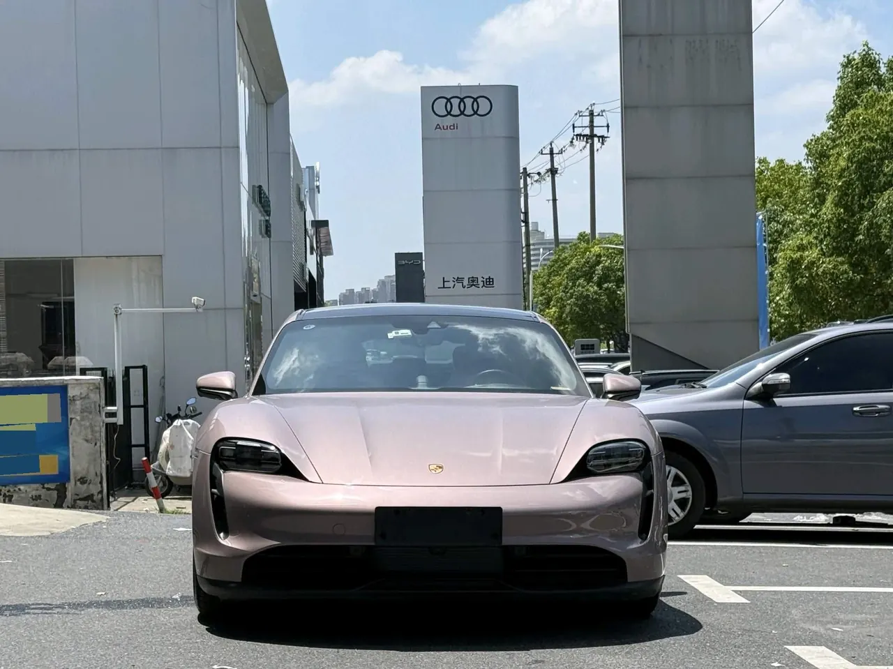 Porsche Taycan (Imported) 2020 Taycan Taycan Automatic 2