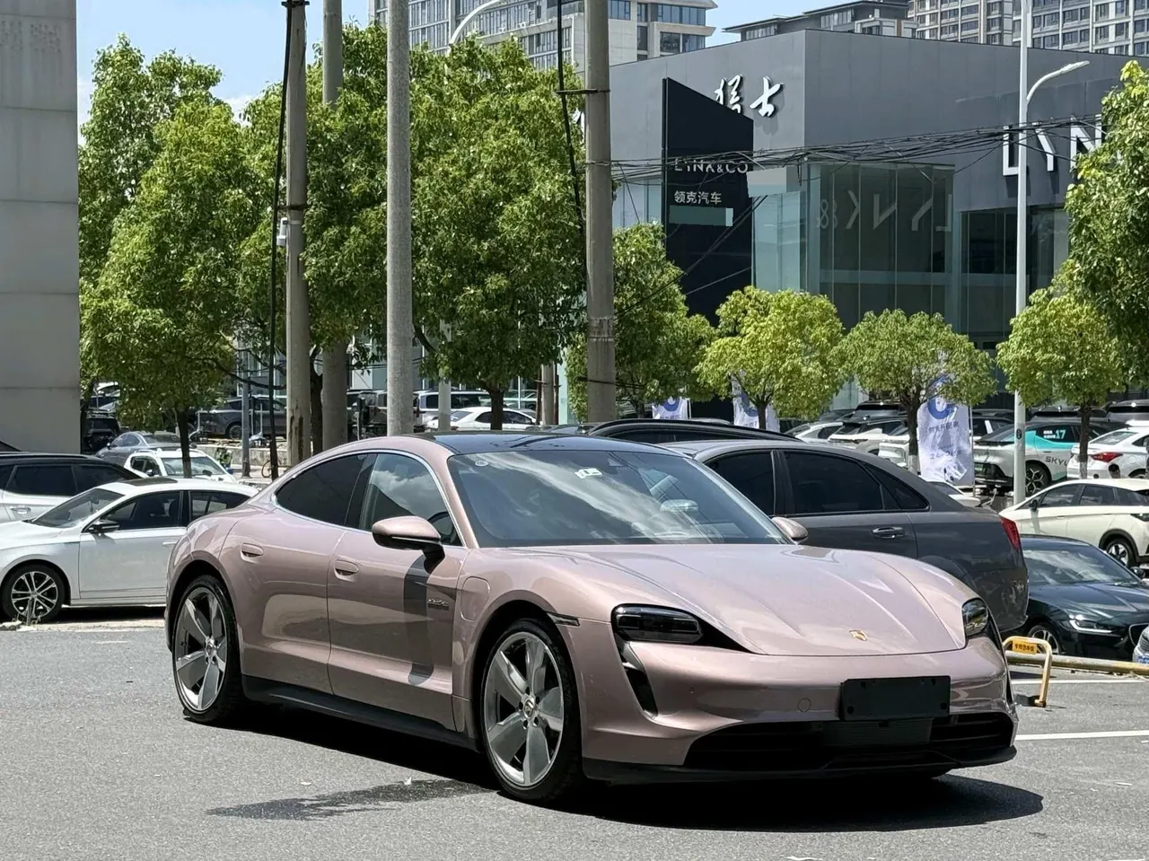 Porsche Taycan (Imported) 2020 Taycan Taycan Automatic 3