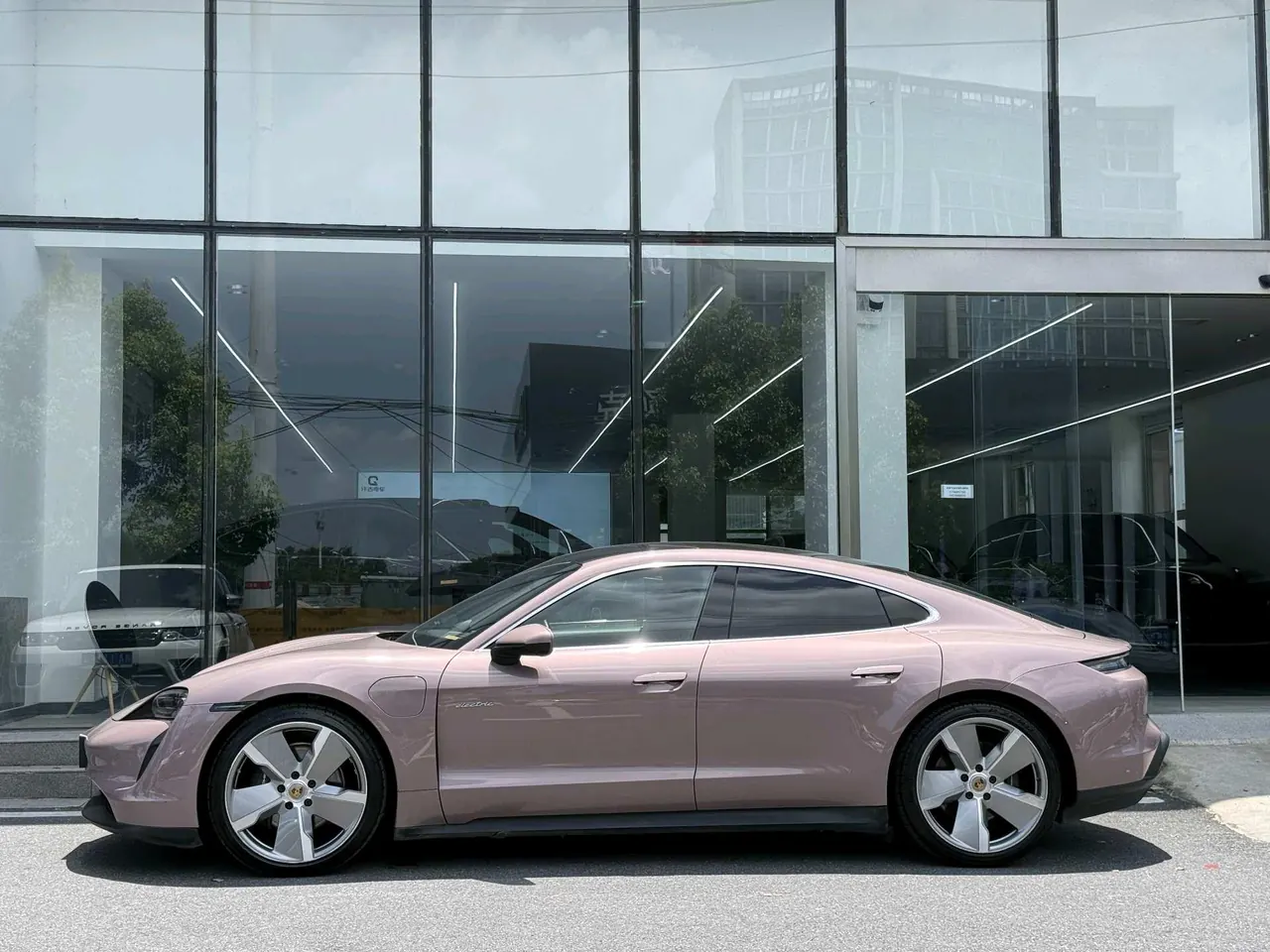 Porsche Taycan (Imported) 2020 Taycan Taycan Automatic 5