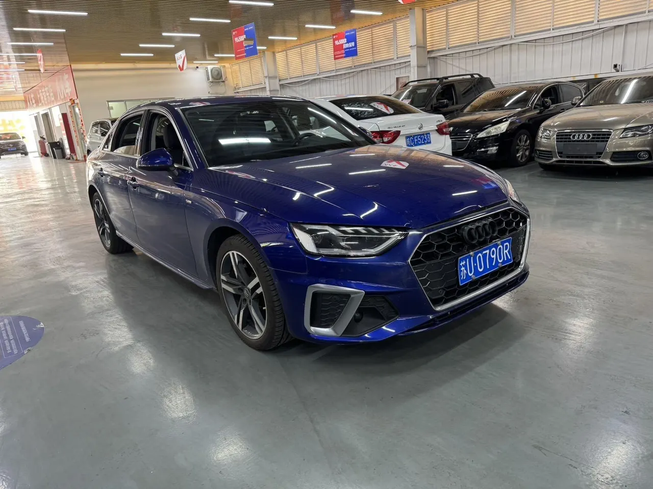 Audi 2020 A4L 2.0TFSI 40TFSI Deluxe Dynamic Automatic 2