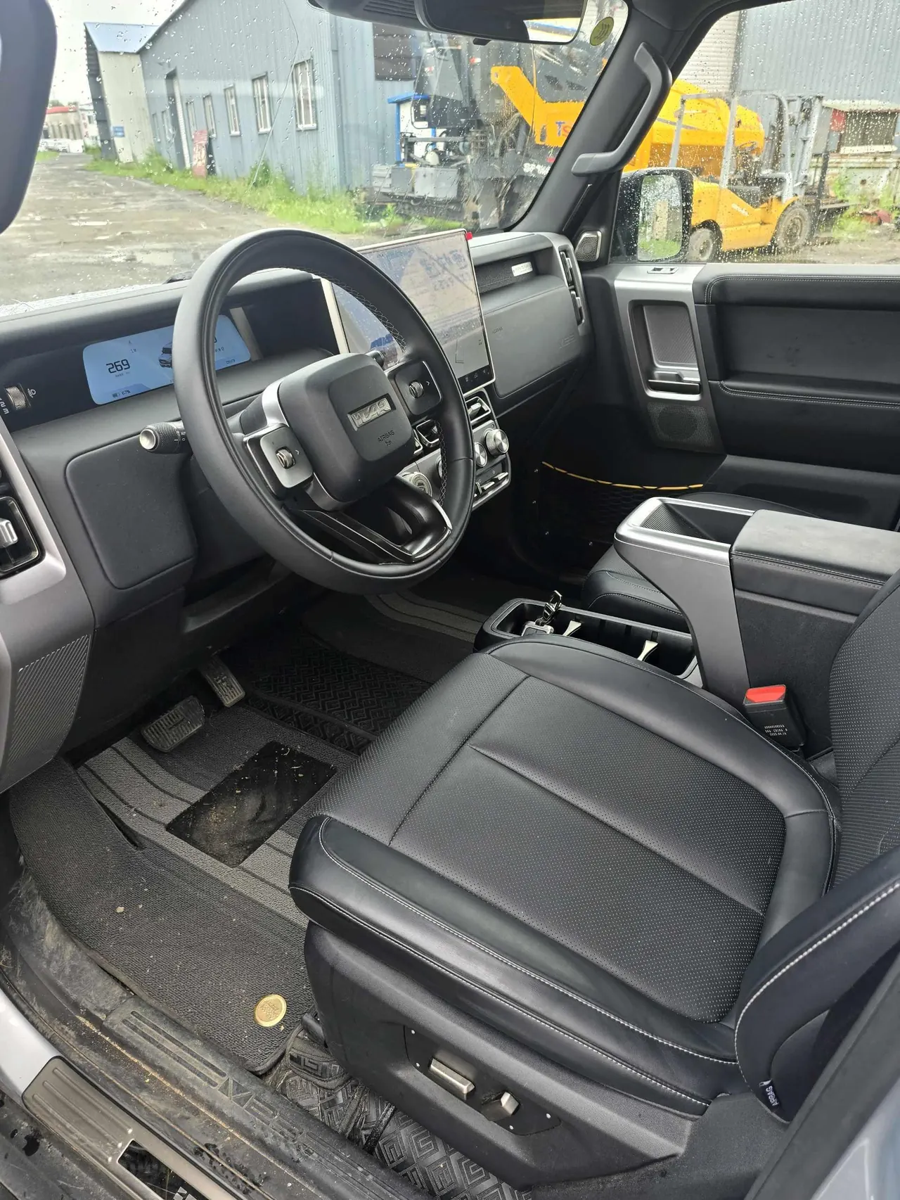 ICAR 2025 iCAR V 23 501 4-wheel drive high-end intelligent driving version automatic gear 4