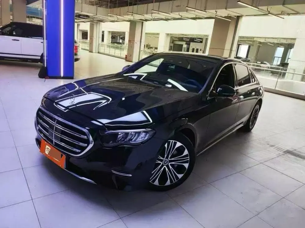 Mercedes Benz E-Class 2026 model E 300 L 48V 2.0T Luxury Edition Automatic - View 1