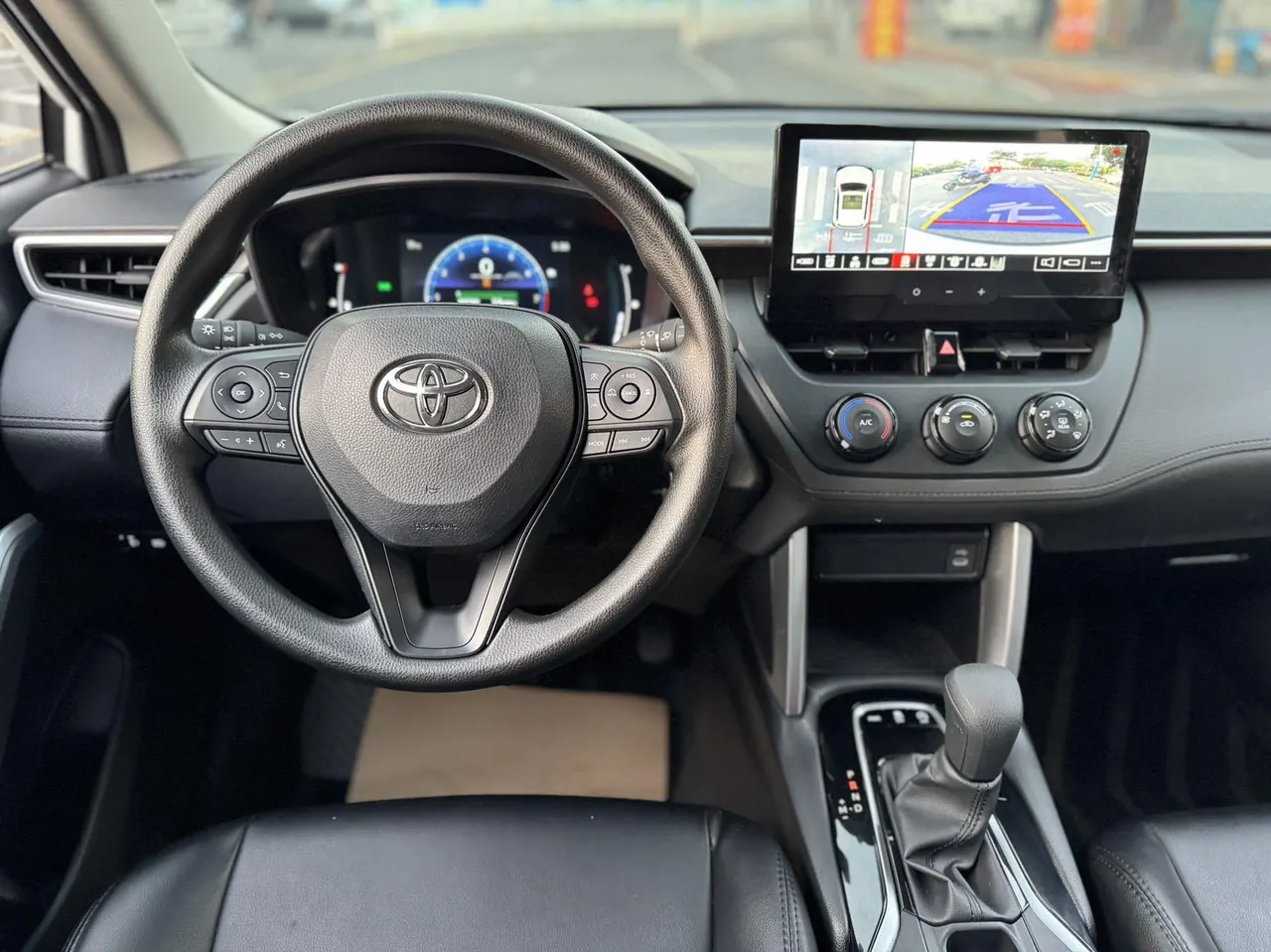 Toyota 2024 Corolla Cross 2.0 CVT Pioneer Edition, Automatic Transmission 6