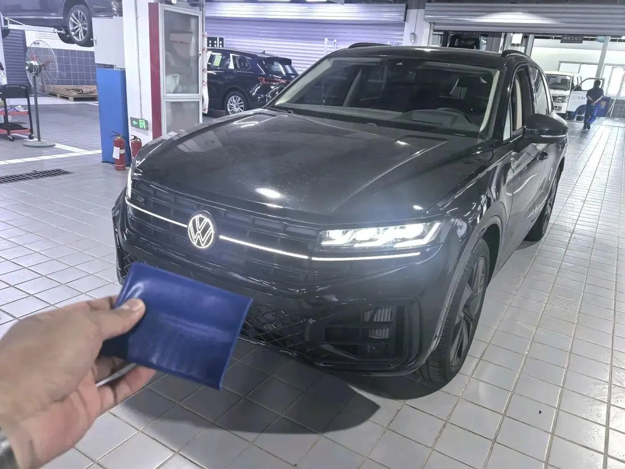 Volkswagen Touareg (Imported) 2026 Touareg 3.0TSI Sharp Edition Obsidian Black Sports Suit Automatic Gear 6