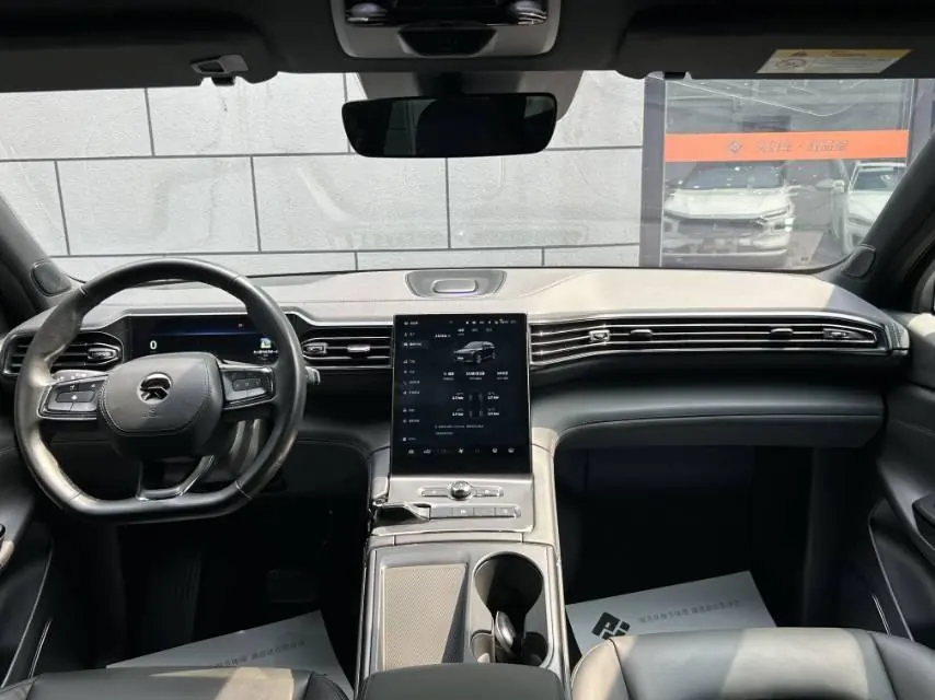 NIO 2020 ES 6 600KM Sports Edition Automatic Gear 5