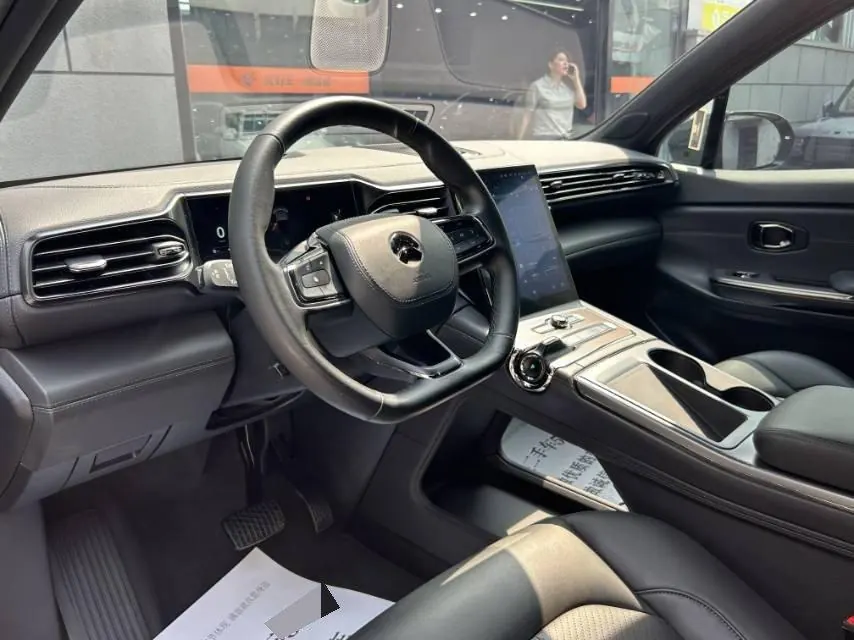 NIO 2020 ES 6 600KM Sports Edition Automatic Gear 6
