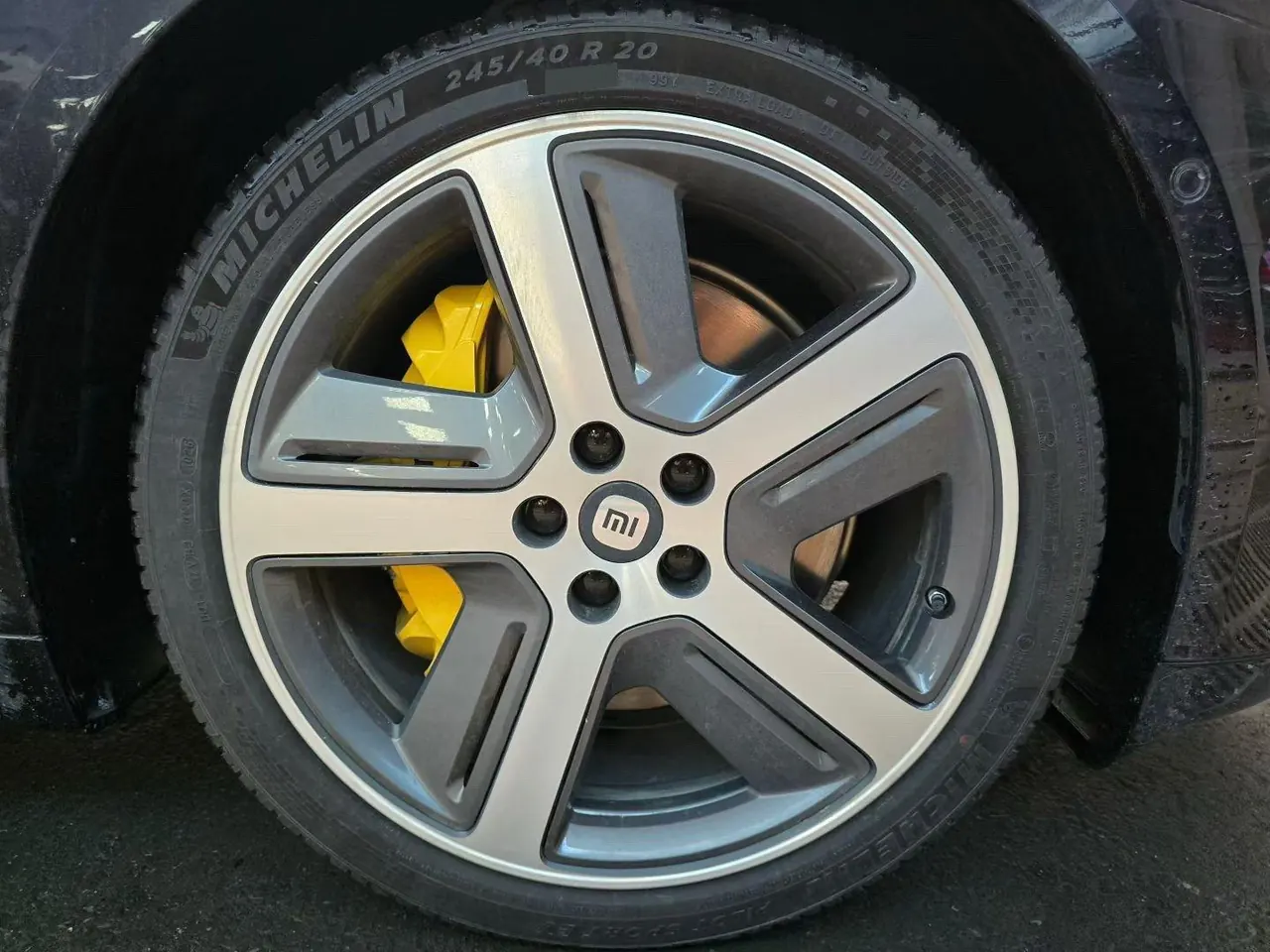 MI 2026 SU7 Standard Edition Automatic Gear 4