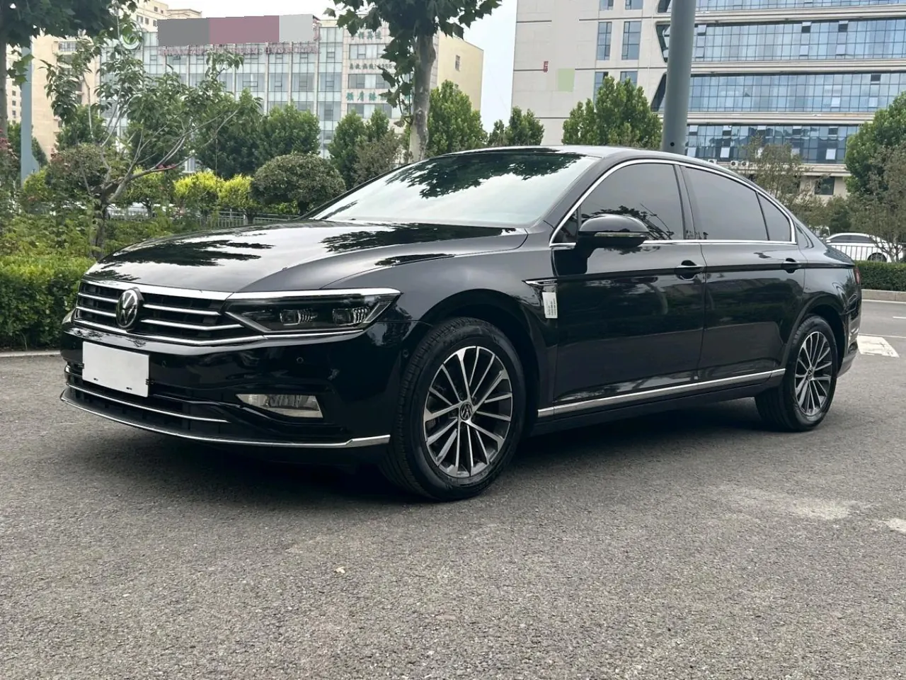 Volkswagen 2020 Magotan 2.0TSI 380TSI Luxury Automatic - View 1