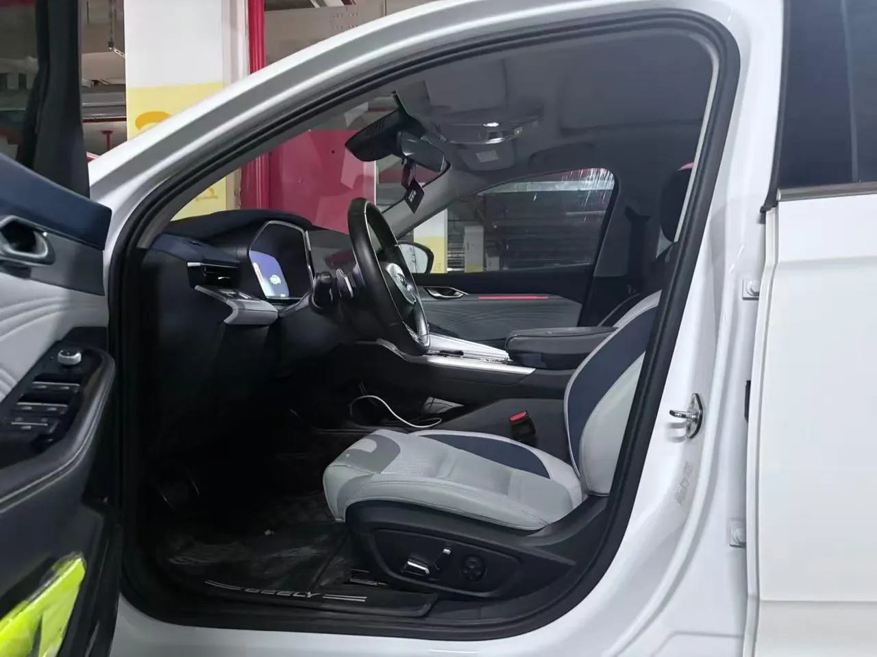 Geely 2020 xingrui 2.0T distinguished automatic gear 2