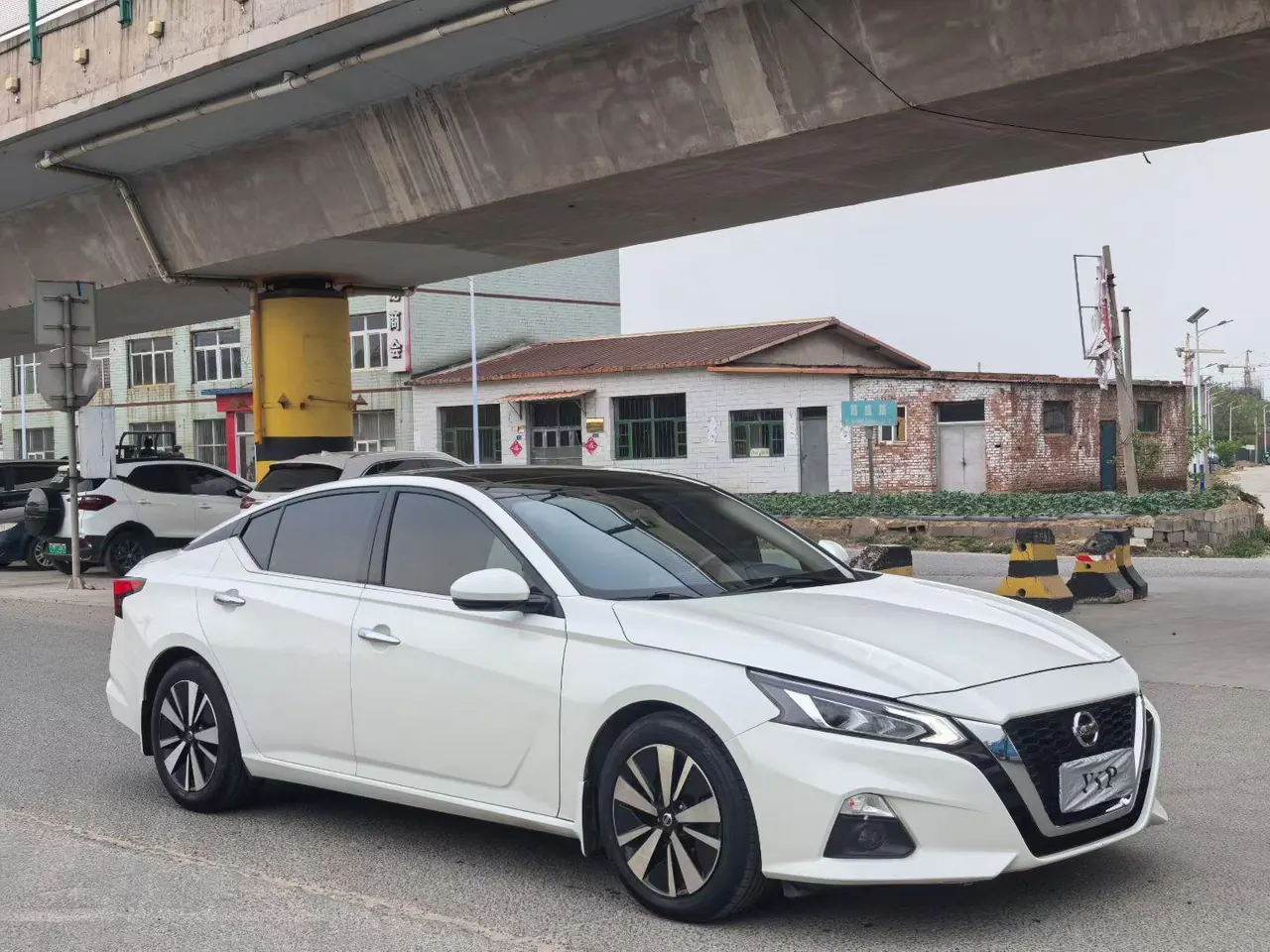 Nissan 2021 Teana 2.0 Stepless XL Comfort Edition Automatic Gear 2