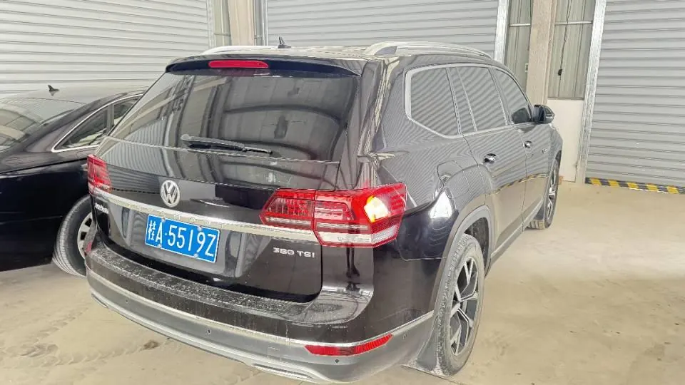 Volkswagen 2020 Tuang 2.0TSI 380TSI Four-wheel Drive Deluxe Edition Automatic Gear 3