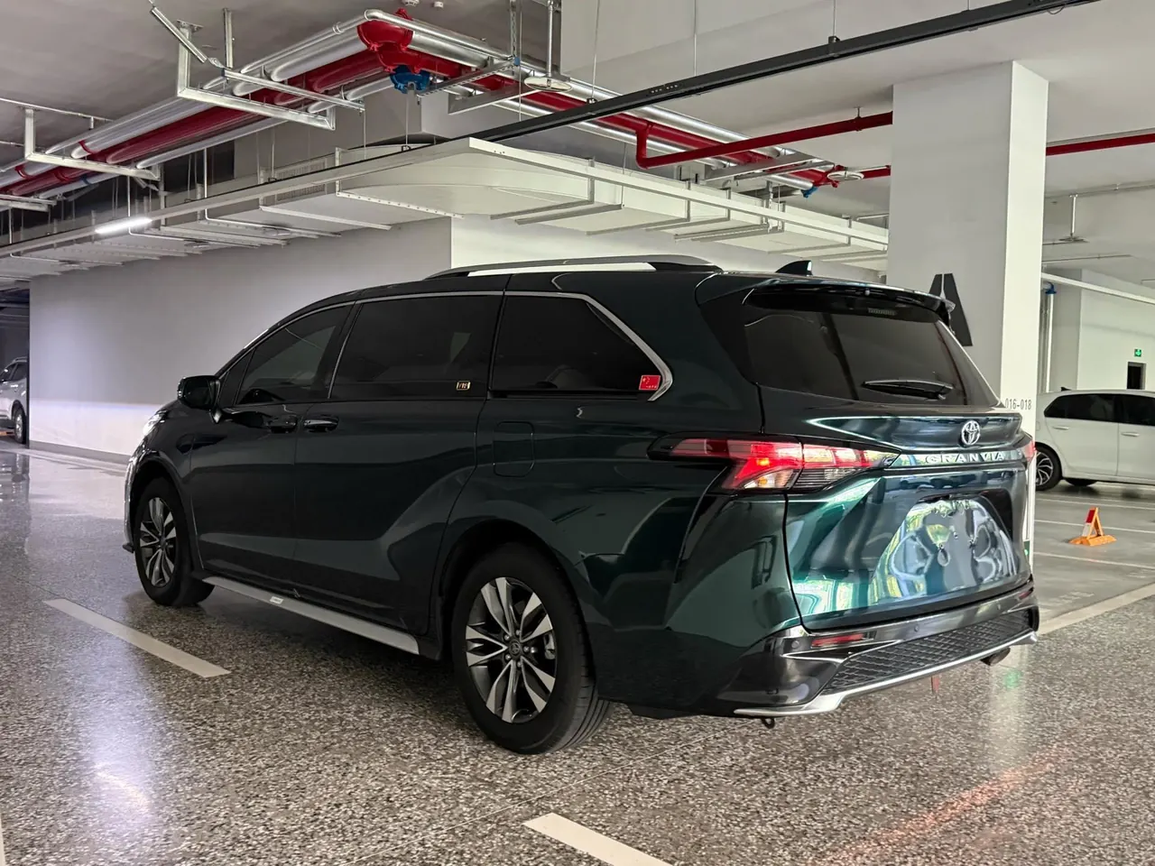 Toyota 2026 Grevia HYBRID 2.5 Stepless Zunjue MAX Four-wheel Drive Automatic Gear 11