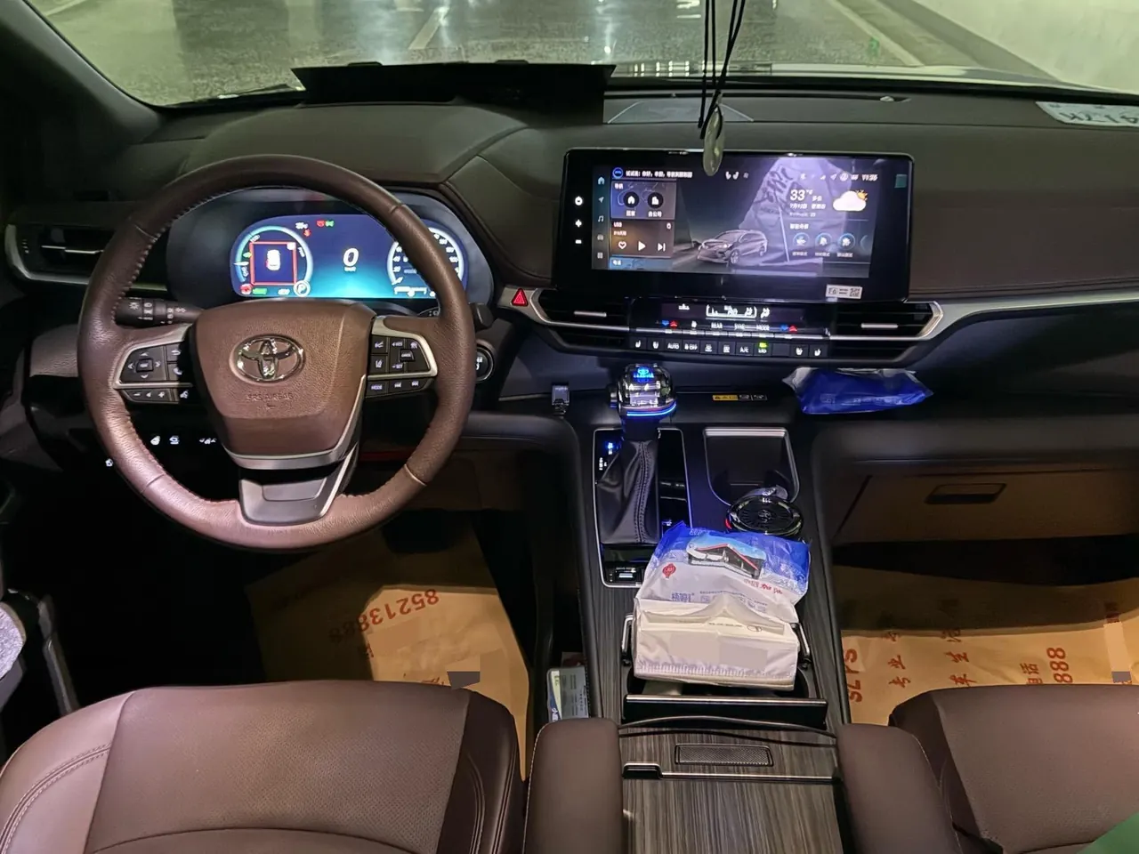 Toyota 2026 Grevia HYBRID 2.5 Stepless Zunjue MAX Four-wheel Drive Automatic Gear 5