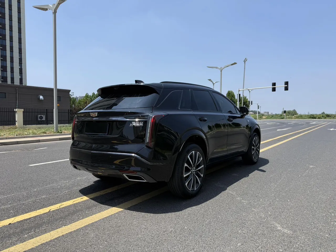 Cadillac 2026 XT5 48V 2.0T honorable automatic gear 11