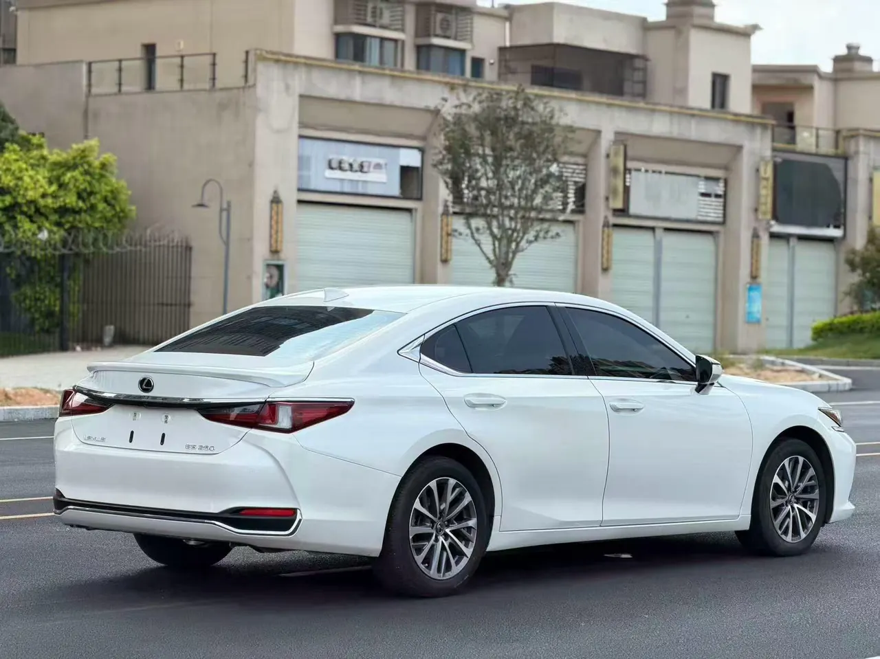 Lexus ES (Imported) 2021 ES200 2.0 Stepless Premium Edition Automatic Gear 8