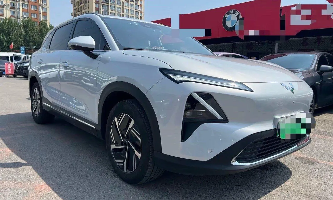 WuLing 2024 Starlight S 1.5 Stepless 130km Flagship Automatic Gear 2