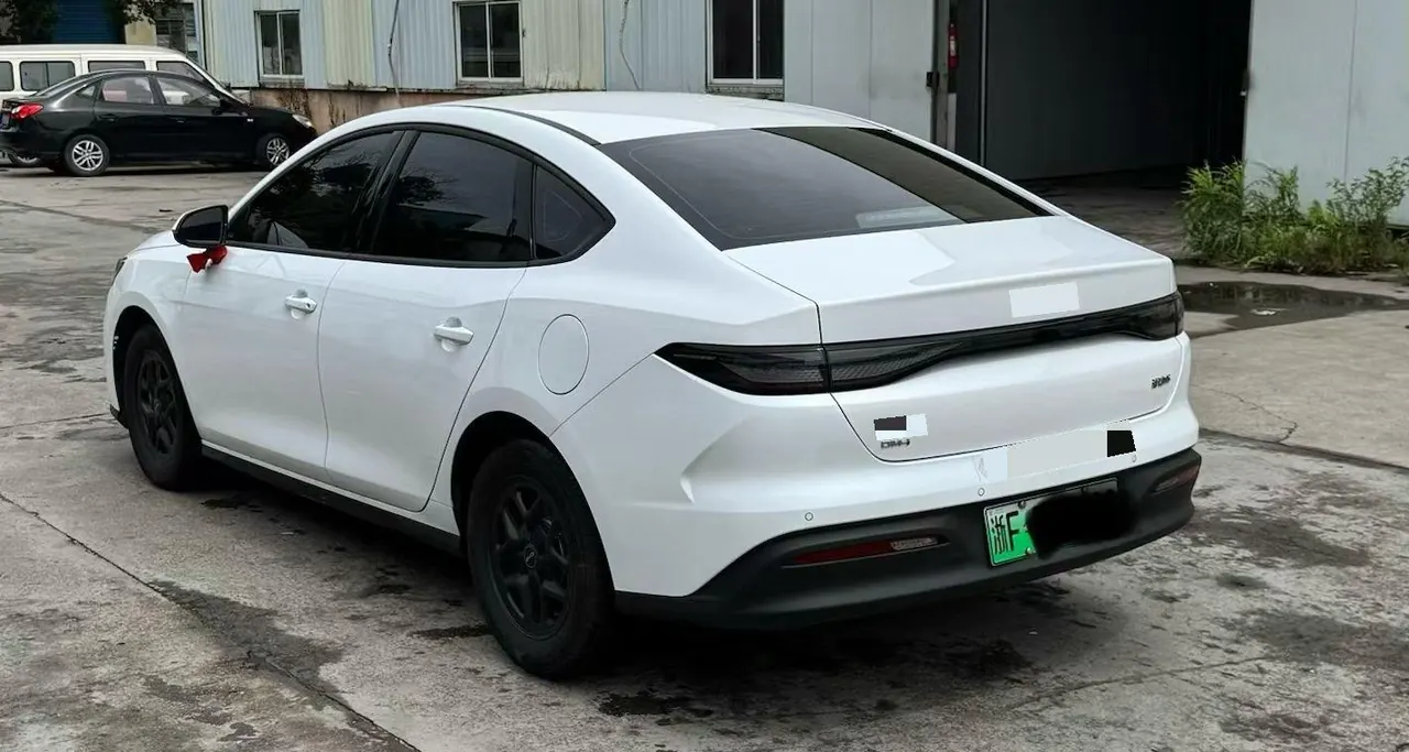 BYD 2025 seals 05 DM-i 1.5 stepless smart driving version 55KM luxury automatic gear 7