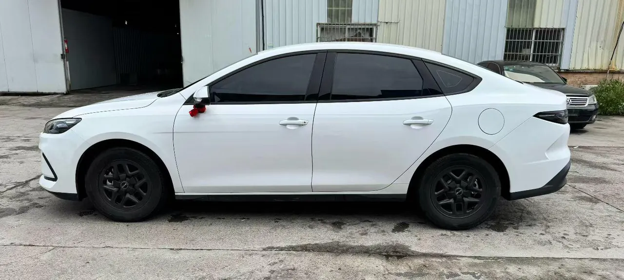 BYD 2025 seals 05 DM-i 1.5 stepless smart driving version 55KM luxury automatic gear 8