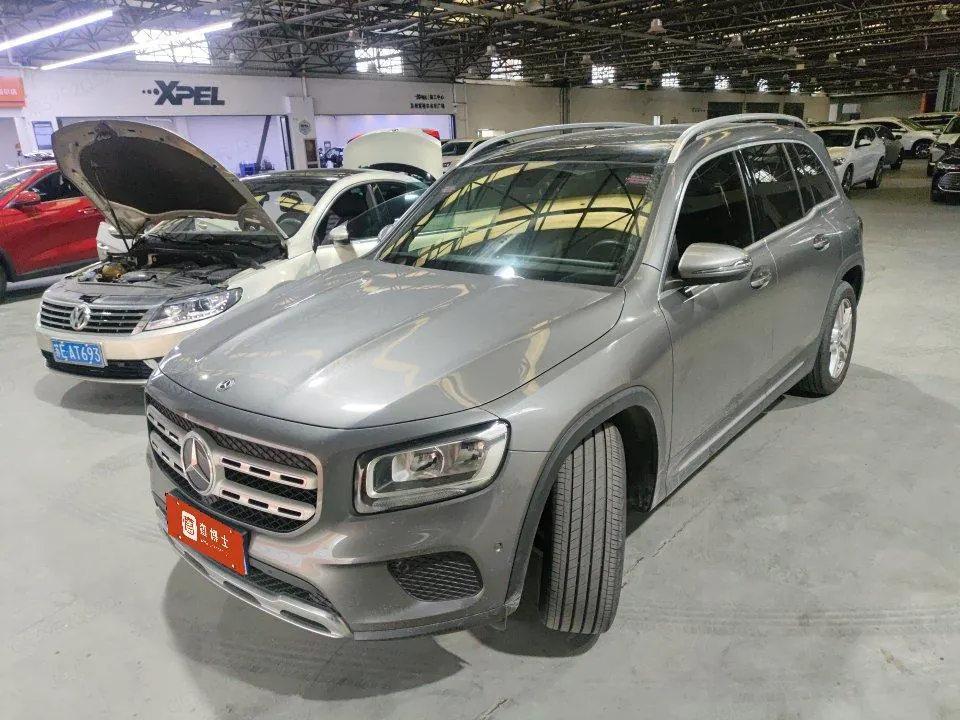 Mercedes Benz 2020 GLB 180 1.3T Fashion Automatic - View 1