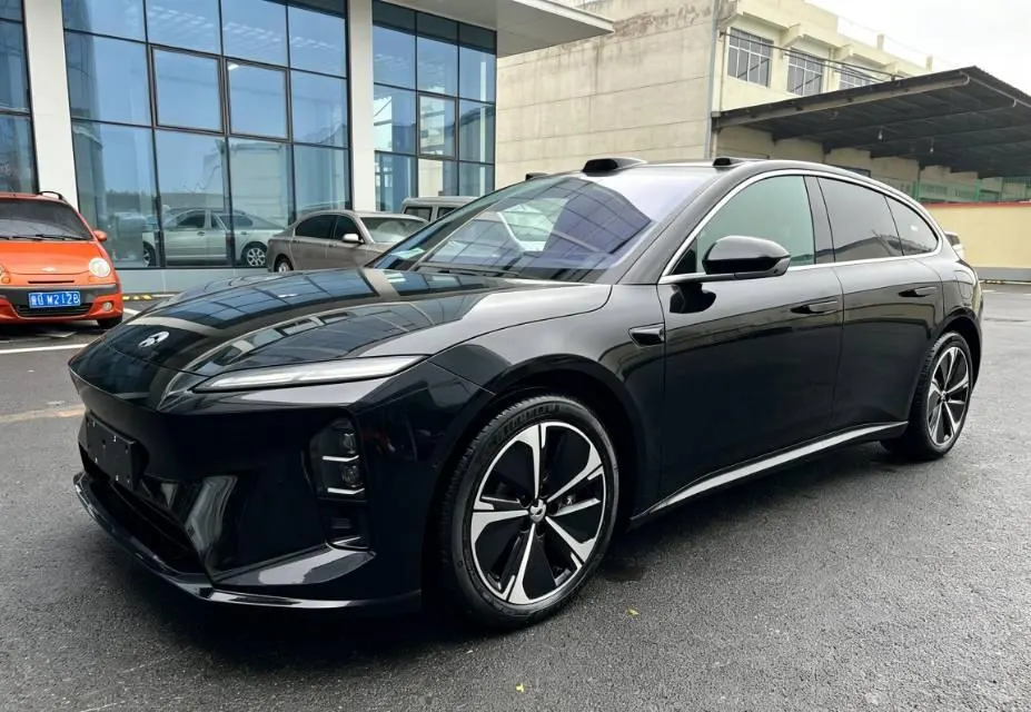 NIO 2026 ET5T 100kWh Touring automatic - View 1