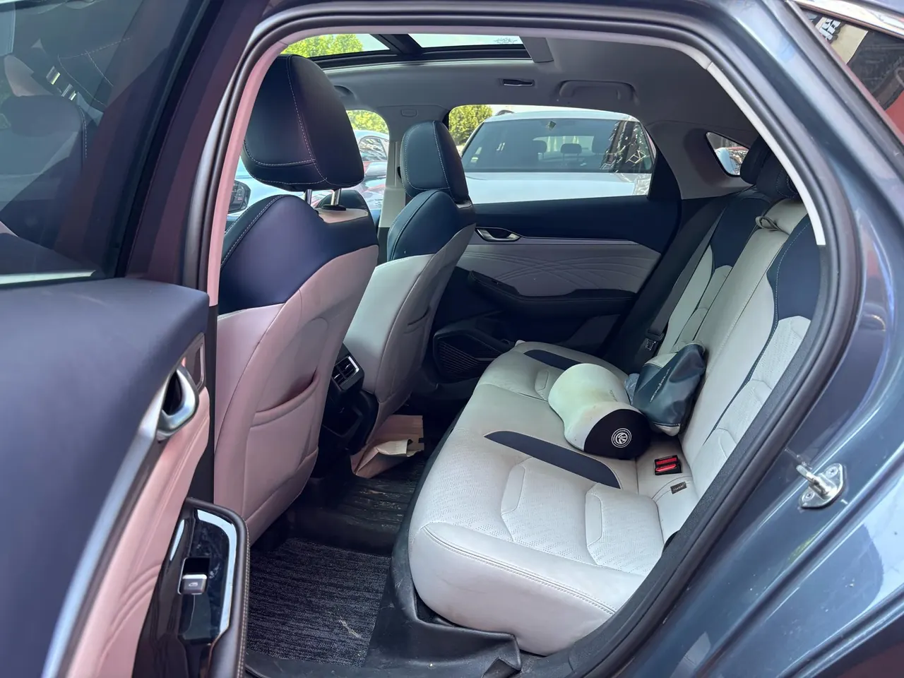 Geely 2021 xingrui 2.0T distinguished model (modified) automatic gear 8