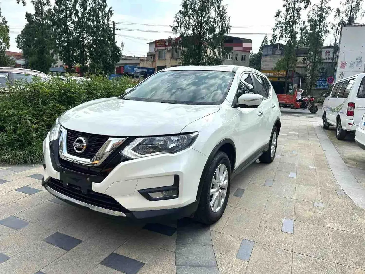 Nissan 2020 Qijun 2.0 stepless XL Premium two-wheel drive Zhilian exclusive version of automatic gear - View 1