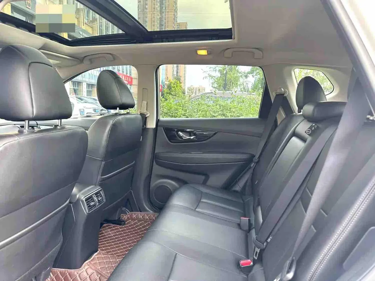 Nissan 2020 Qijun 2.0 stepless XL Premium two-wheel drive Zhilian exclusive version of automatic gear 5