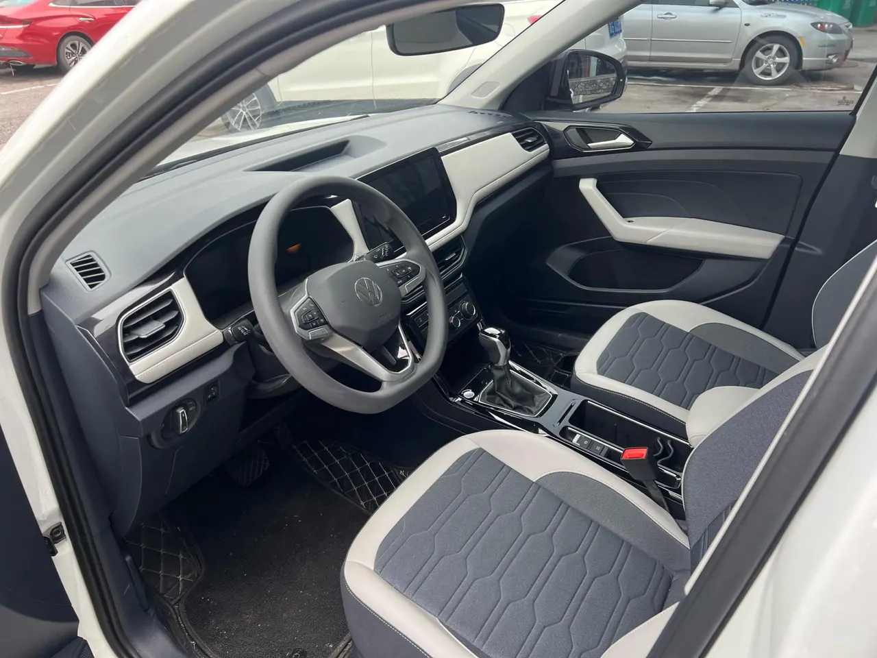 Volkswagen 2025 Tuyue New 1.5 Sharp Edition Automatic Gear 2