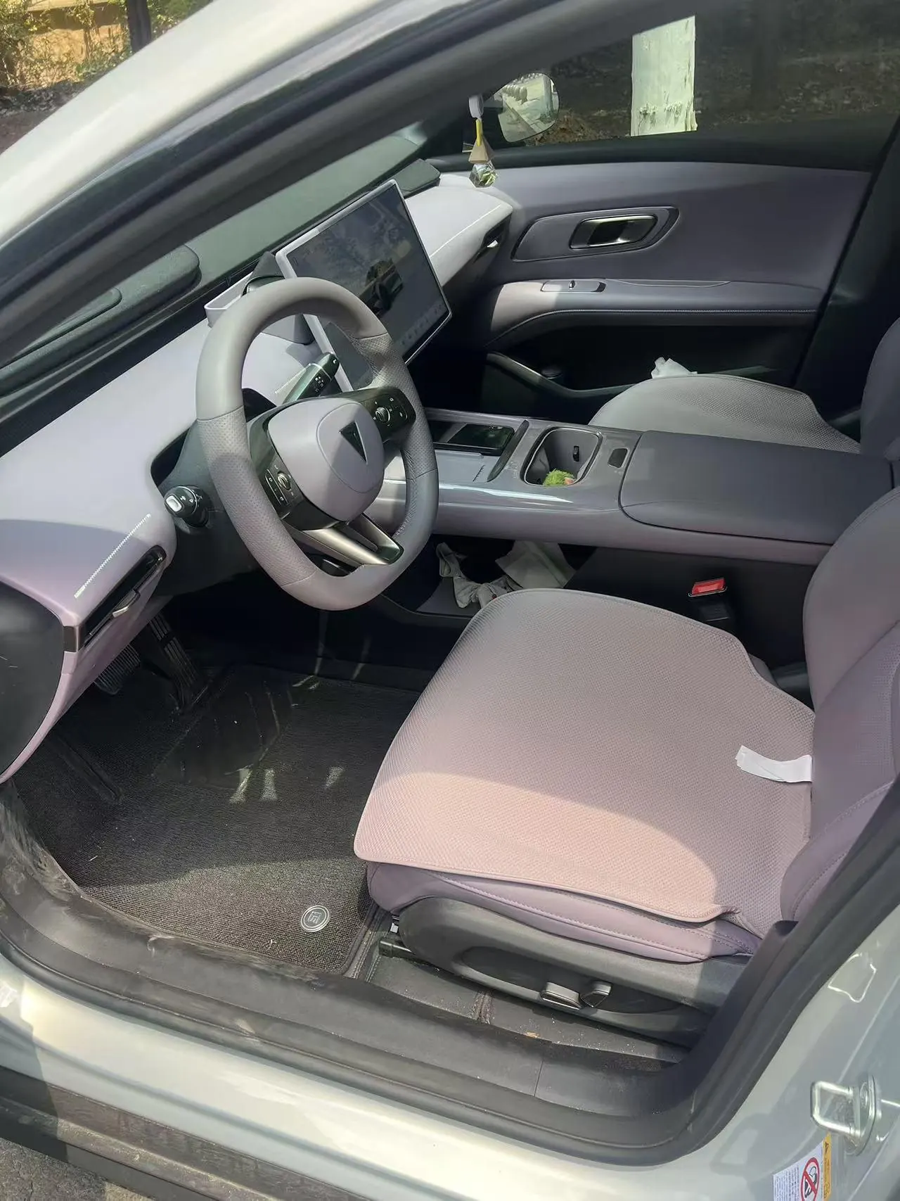 ChangAn Deepal 2026 L 06 670Ultra Laser Edition Automatic Gear 2