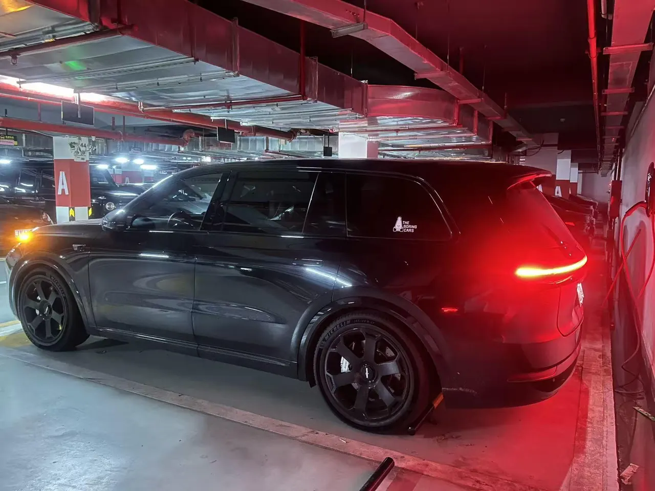 Li 2022 L9 1.5T Max Edition Automatic Gear 6