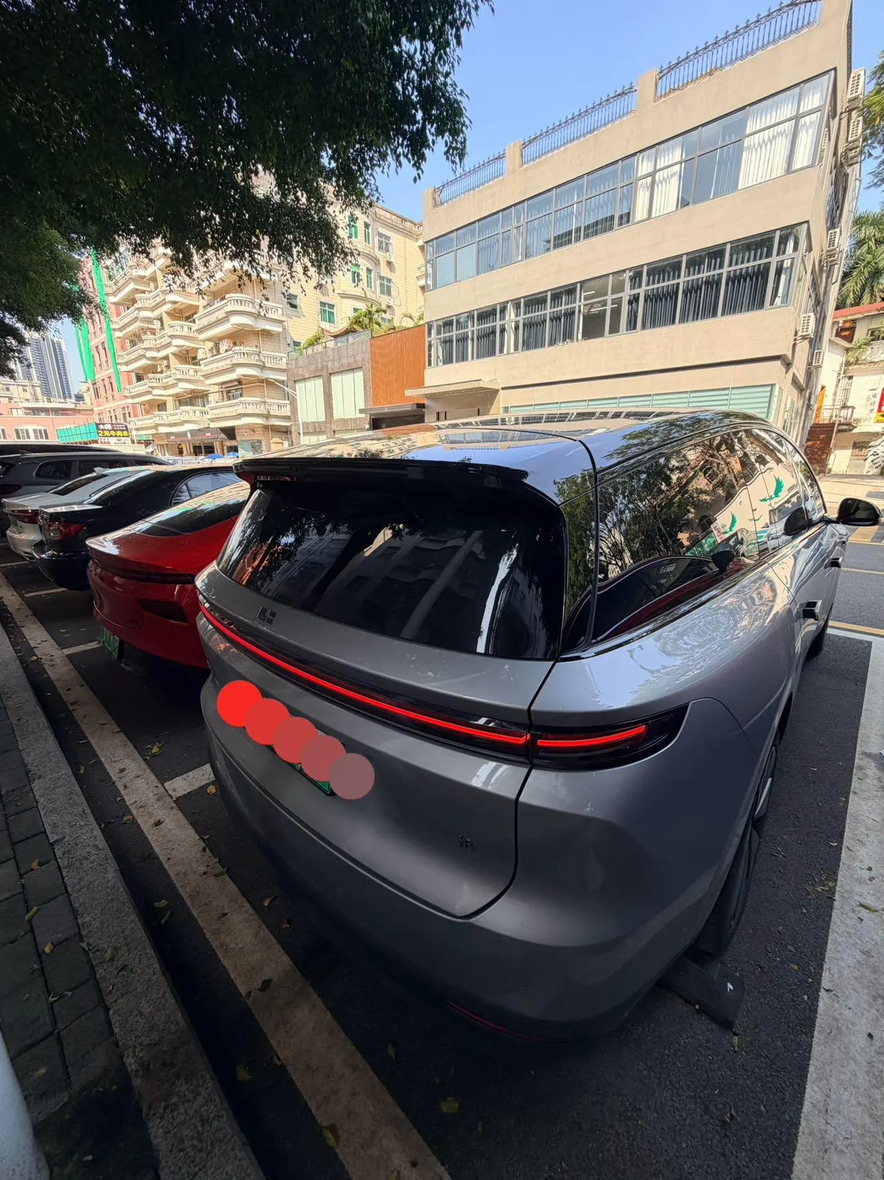 Li 2025 i8 Standard Edition Automatic Gear 8